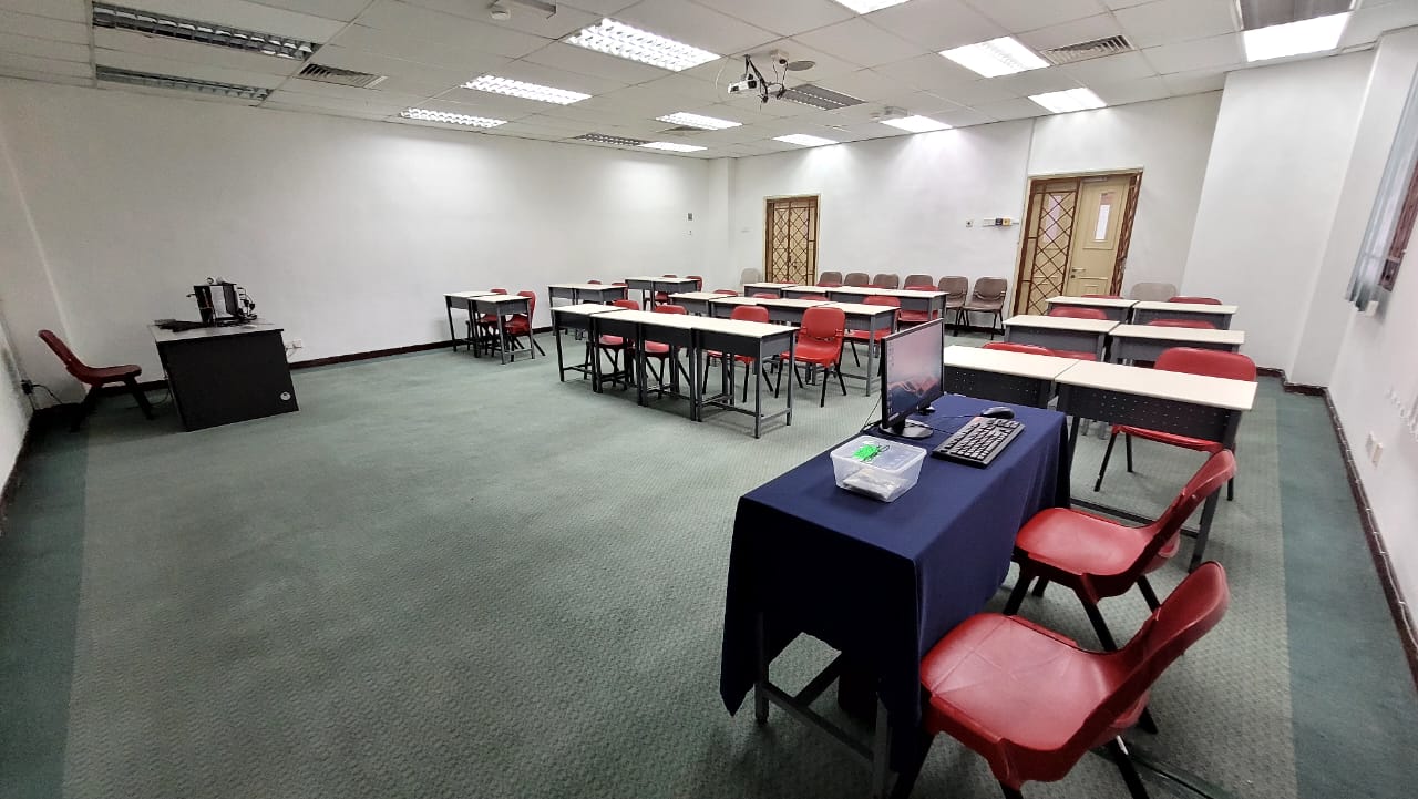 Room B (2)